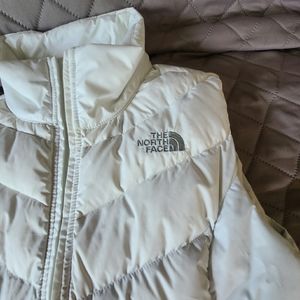 Northface Puffy Vest, white